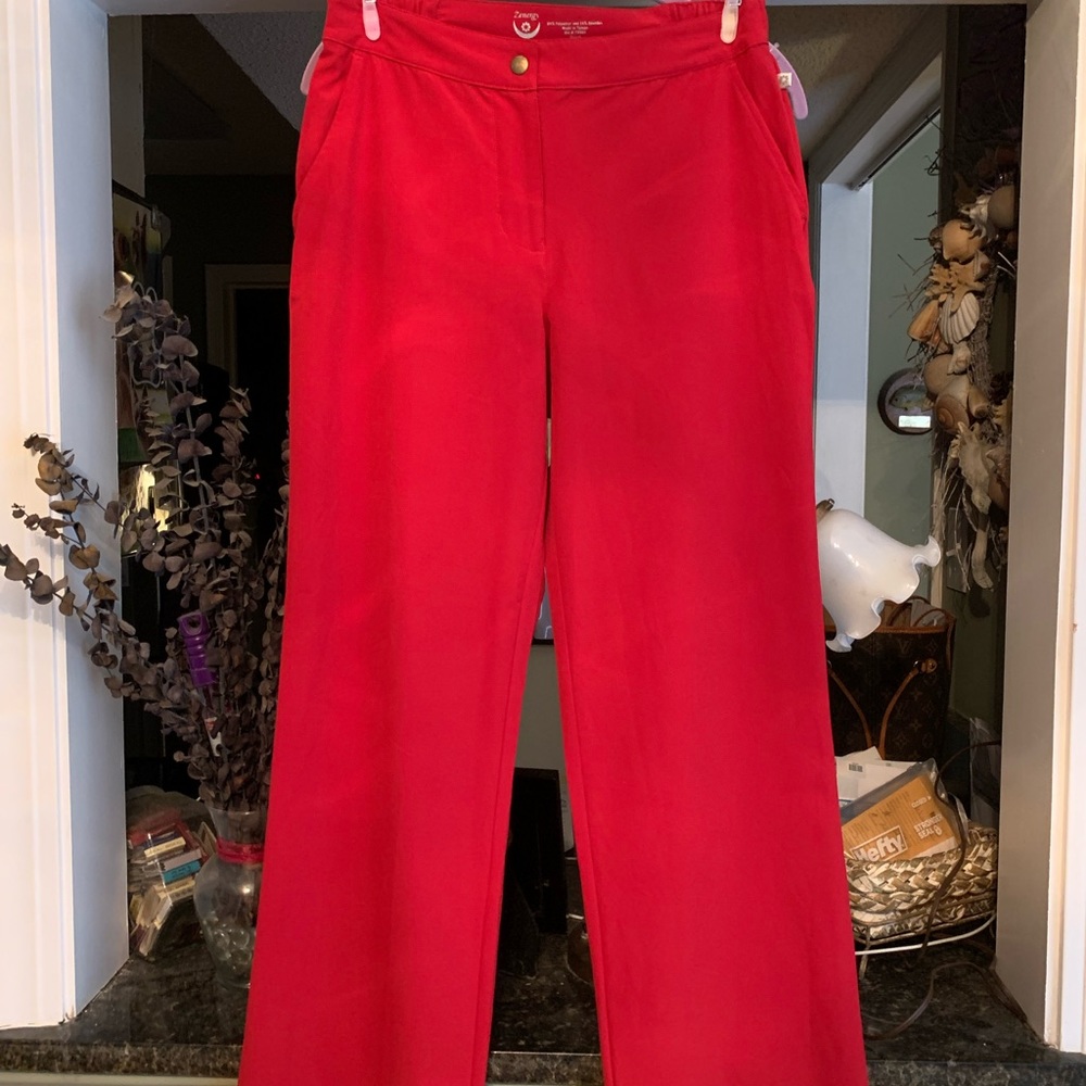 Zenergy red slacks by Chicos size 0. EUC